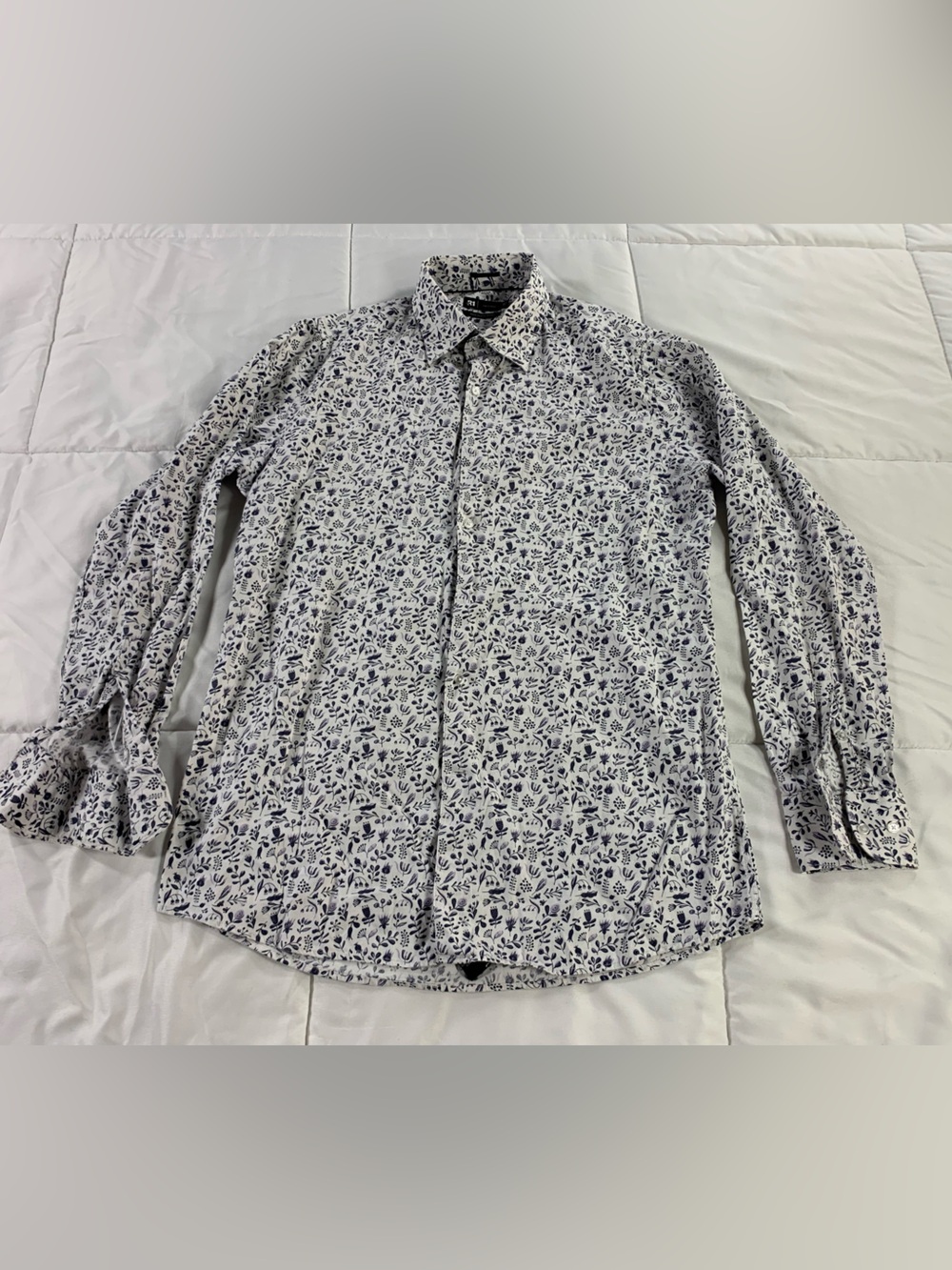 Pre loved LE 31 shirt mens size 16.5
